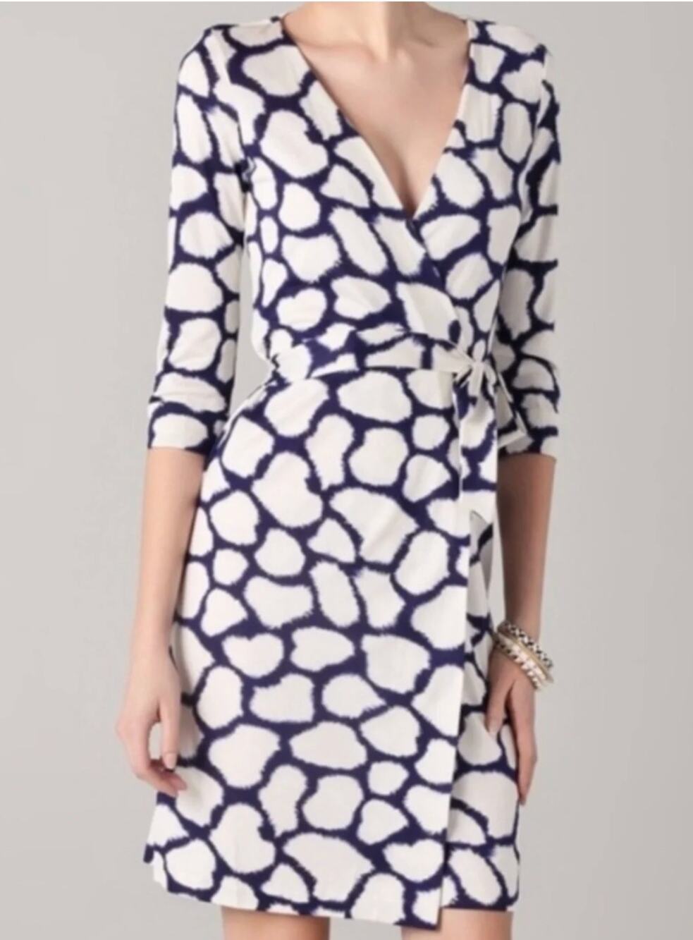 Diane von Furstenberg DVF New Julian Two Blue White Print Silk Wrap Dress Sz 0